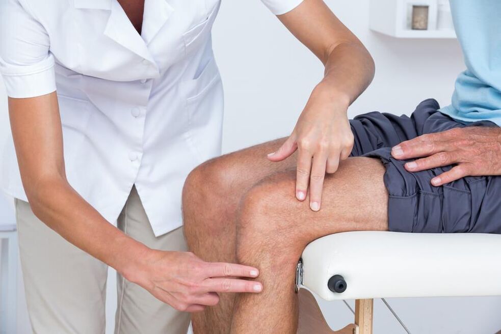 Vyšetrenie lekárom na diagnostiku artrózy kolenného kĺbu